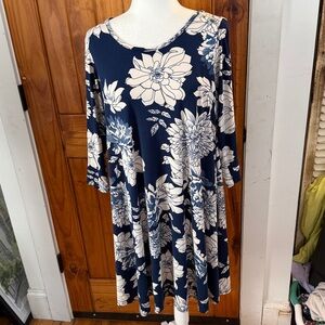 C'est La Vie Blue and White floral A-line dress